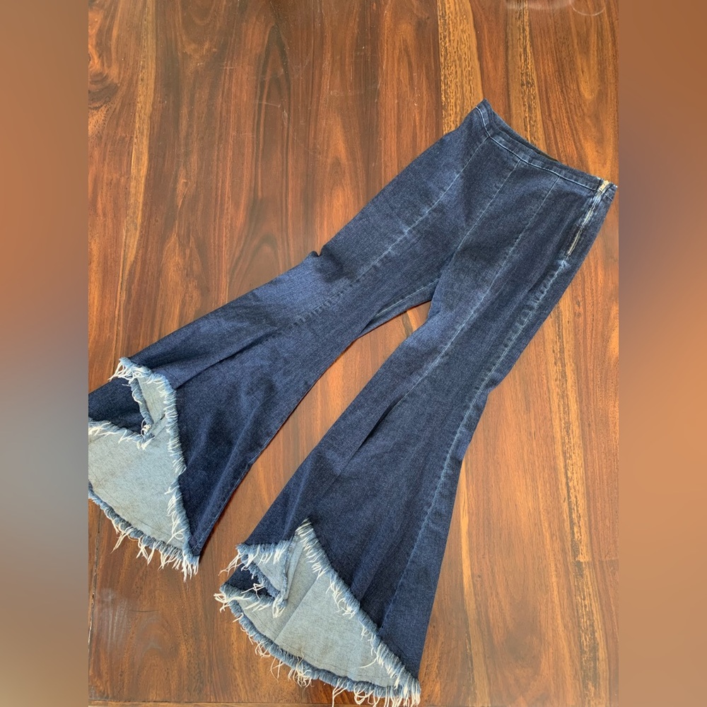 Bell bottom pants